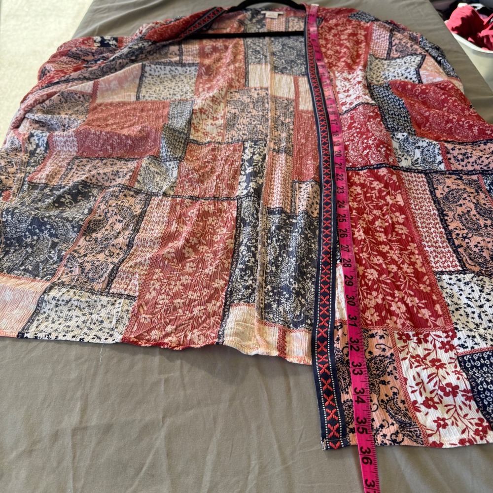 Ariat Womens Red Navy Patchwork Floral Paisley Kimono Wrap Cardigan S/M - Picture 9 of 10
